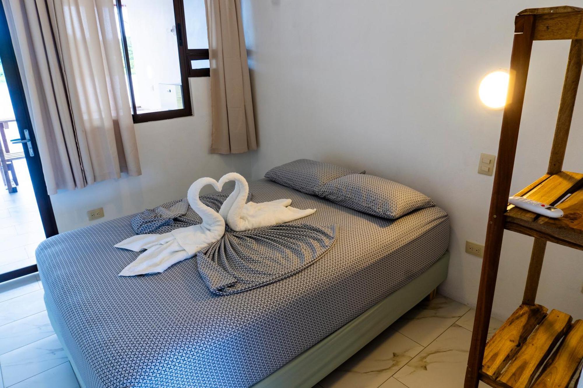 Hotel Pura Natura Riverside טורטוגוארו מראה חיצוני תמונה