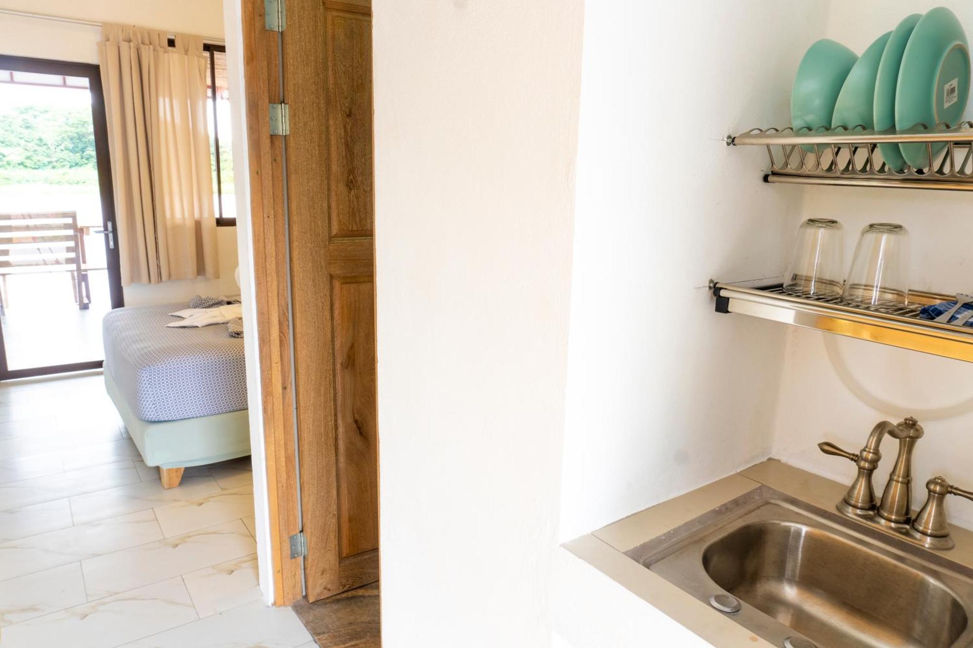 Hotel Pura Natura Riverside טורטוגוארו מראה חיצוני תמונה